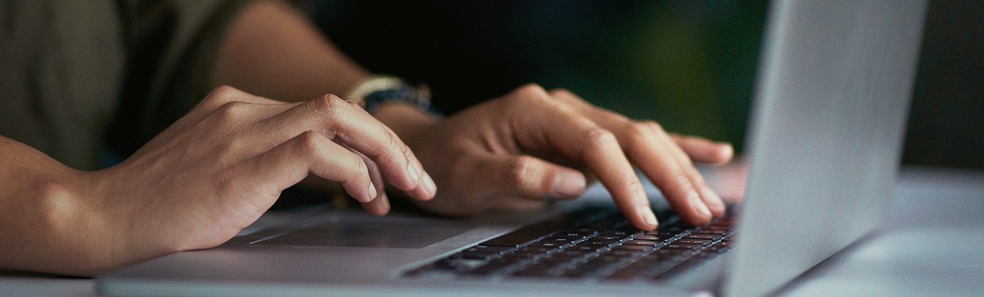 联系尊龙抖圈官网